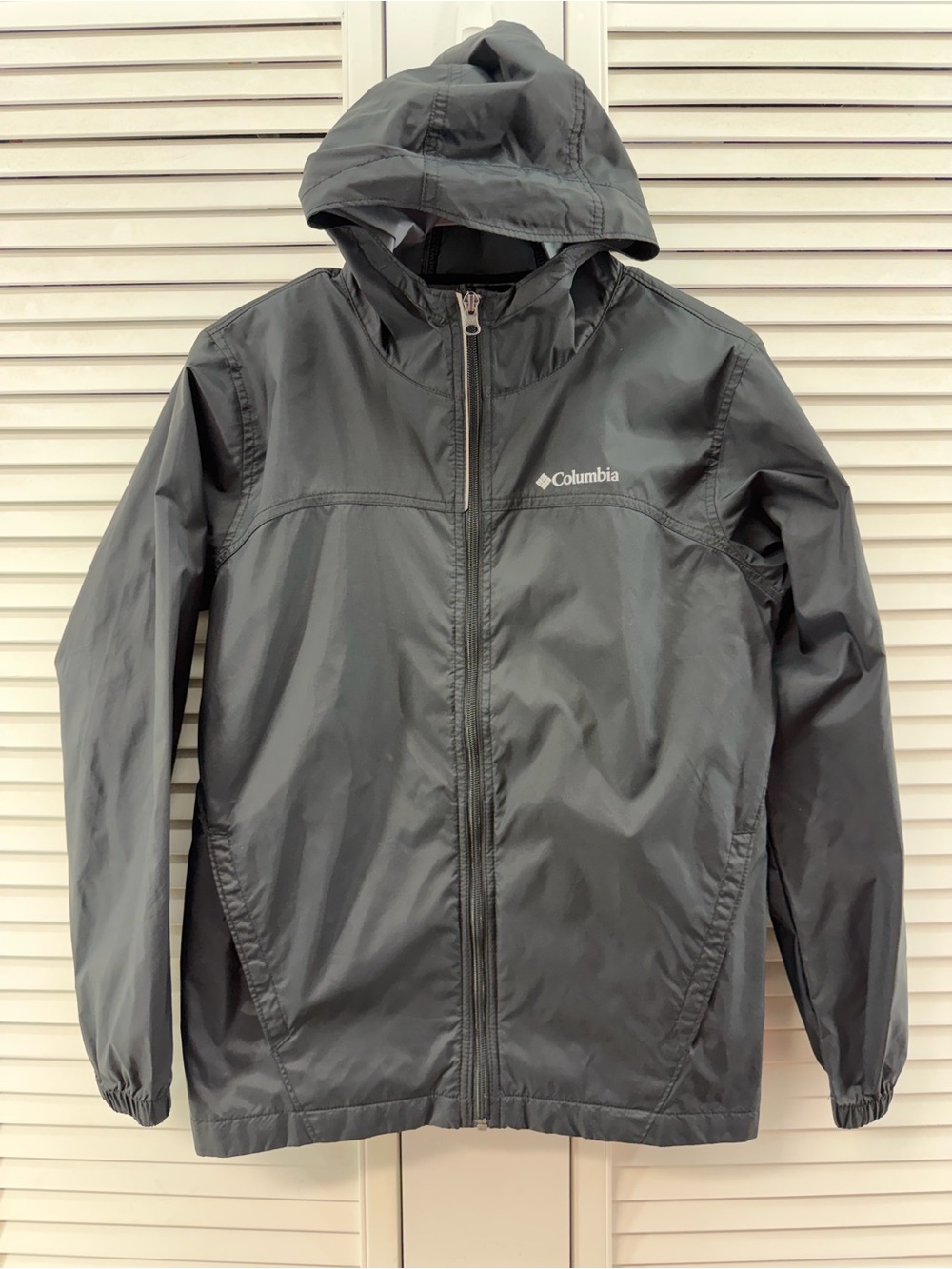 Columbia boys size 14-16 Black Hooded glennaker rain Jacket